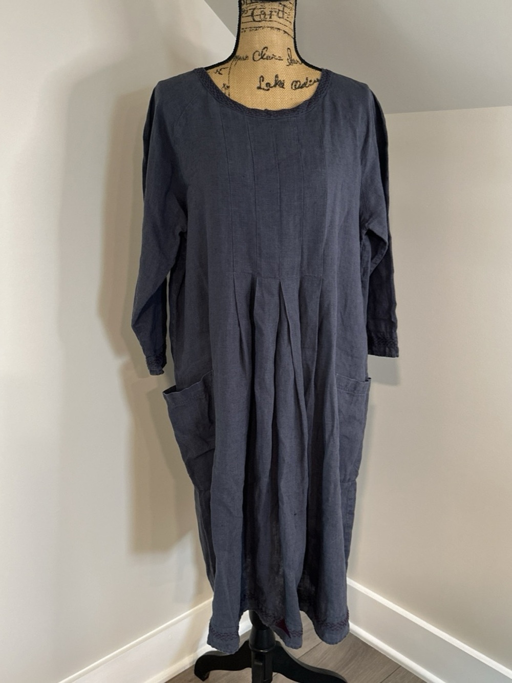Gudrun Sjoden Size L 100% Linen Navy Blue Embroidered Dress Pockets Lagenlook